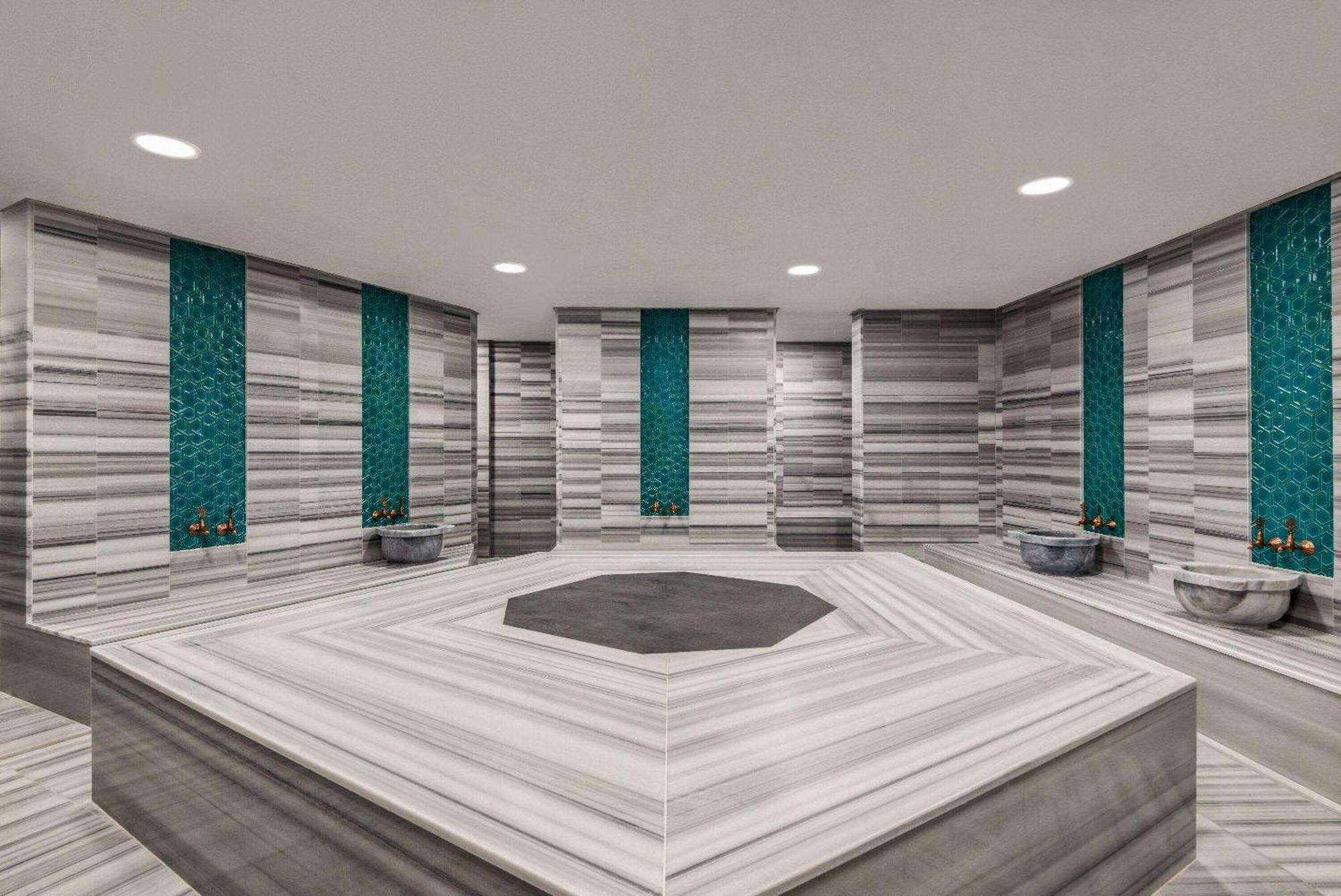 Ramada Plaza By Wyndham Batman Hotel Buitenkant foto