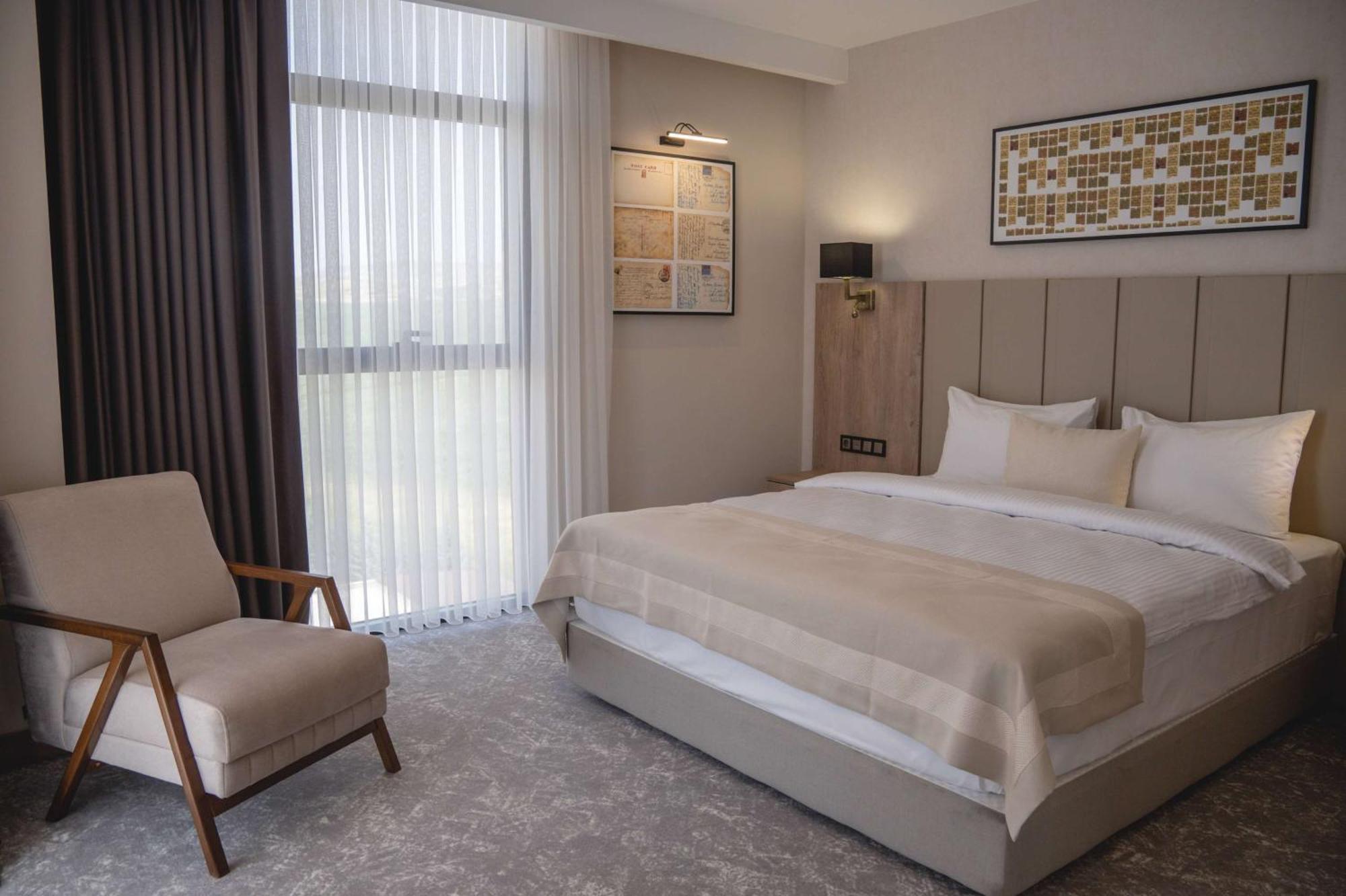 Ramada Plaza By Wyndham Batman Hotel Buitenkant foto