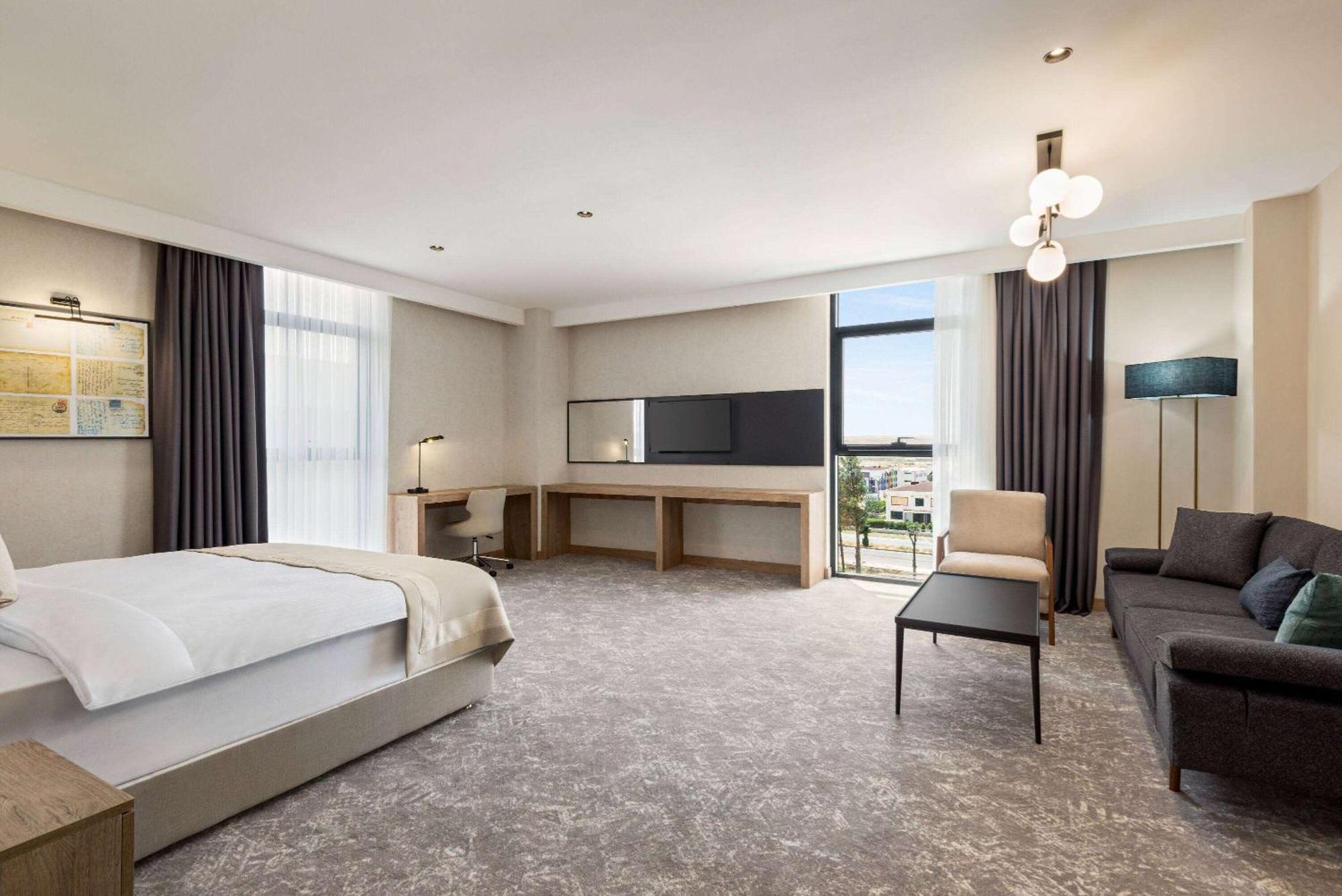 Ramada Plaza By Wyndham Batman Hotel Buitenkant foto